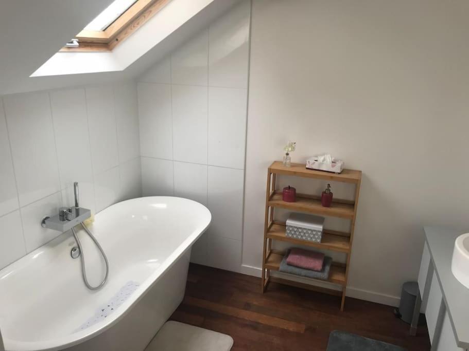 Appartement 160M2 - 2E Etage Maison De Maitre Beaupreau-en-Mauges Luaran gambar